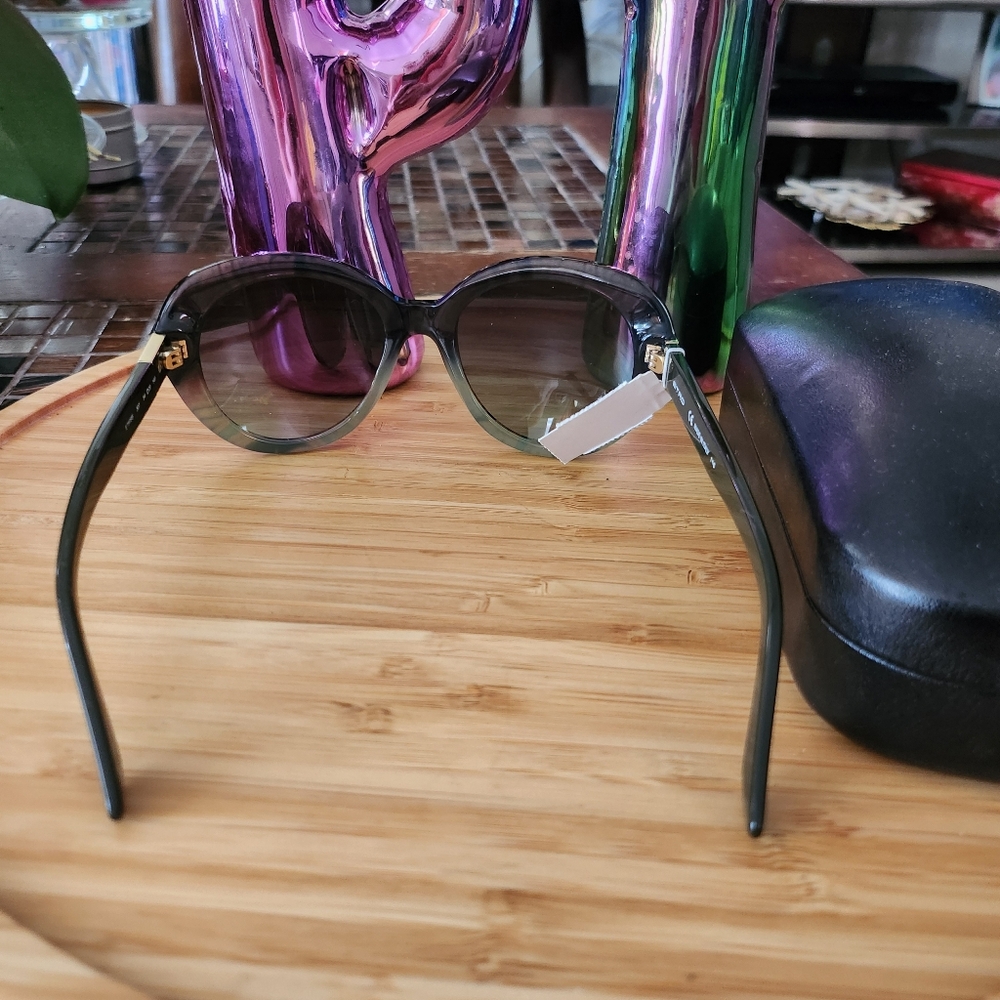 Etro Sunglasses with case - Picture 4 of 5